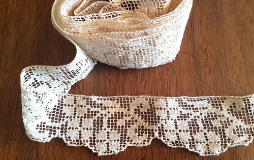 300 dentelle ancienne au - cm,