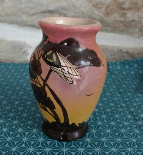 Ancien vase soliflore cigale - ,