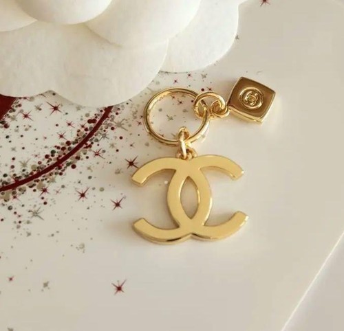 Chanel 2023 holiday christmas - holiday,