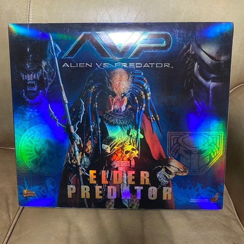 Hot toys figurine elder - toys,