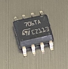 12 x STMICROELECTRONICS