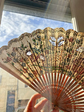 Éventail vintage en Papier décor Papillons en tulle Fleurs & Sequins