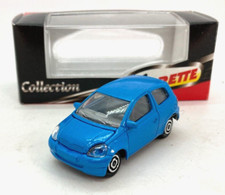 40179 MAJORETTE / THAILAND /