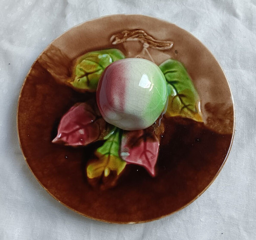 Assiette barbotine orchies - en,