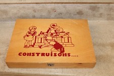ancienne boite de jeu " constuisons...." (89 pièces bois)