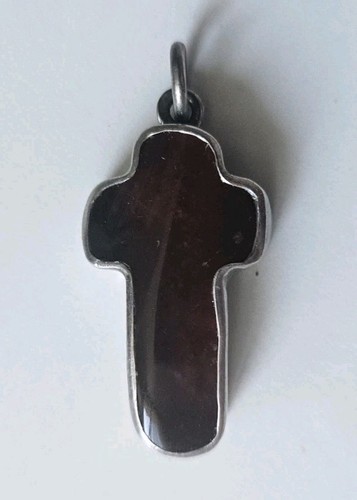 Très belle croix pendentif