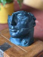 buste Igor Mitoraj statue