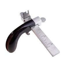 Coupe-bande de cuir réglable