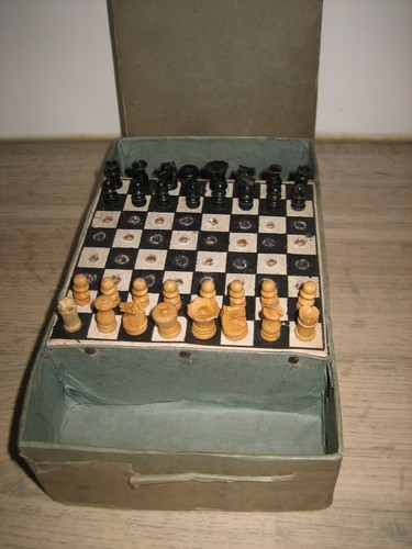 Ancien coffret echiquier - coffret,