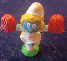 Figurine Schtroumpfette Pom Pom Girl. Occasion.