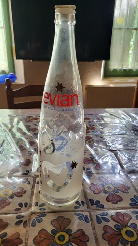 Bouteille evian année 1999 - année,