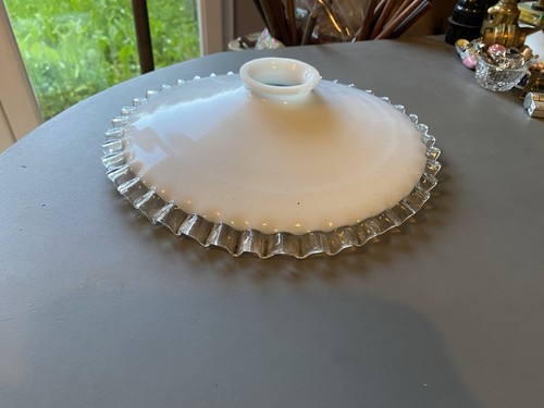 Ancien abat jour - verre, opaline