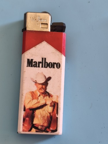 Briquet vintage ancien