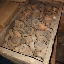 lot 4 Anciennes roulettes de lit en fonte  39 mm Quincaillerie New Old Stock 