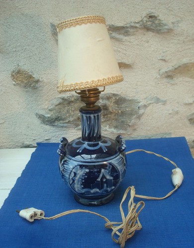 V71 jolie lampe faïence - v71,