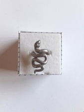 Très jolie bague serpent en