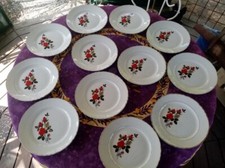 12 Assiettes Plates Moulin des