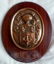 Tape de Bouche DUGUAY TROUIN Marine Croiseur ou Frégate bronze sur socle