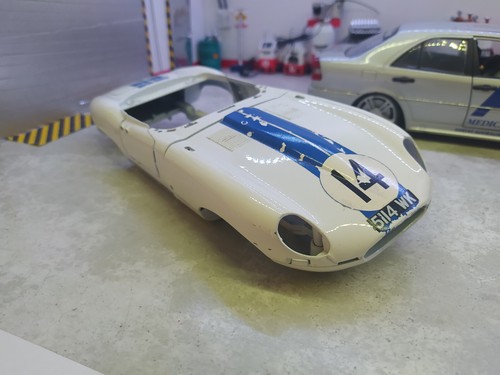 Carrosserie jaguar type e - carrosserie,