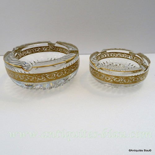 Choix grand petit cendrier - ,