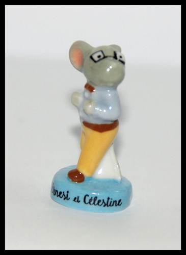 Fève sur ernest célestine - sur,