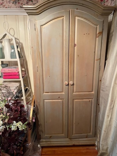 Beautiful armoire light - beautiful,