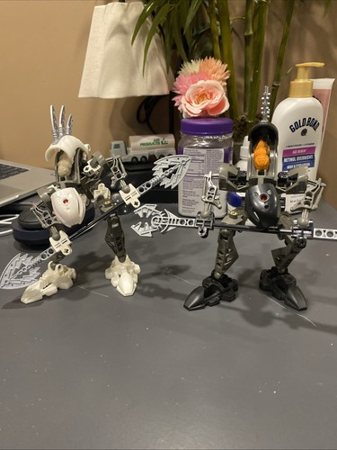 Lego bionicle 8588 and 8591 - 8588,