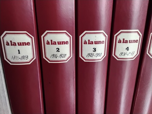 Une les grands - à,