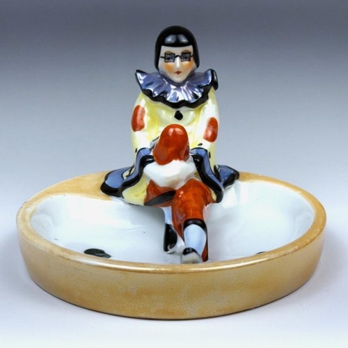Ancienne assiette cendrier
