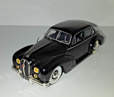 HOTCHKISS ANJOU 1350 au 1/43é  Ixo  Super Finition  no:Solido/Dinky/Corgi/Norev