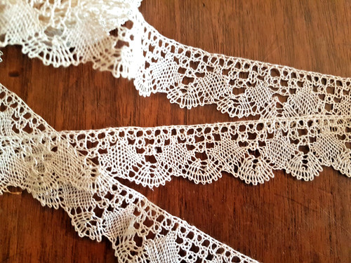 200 dentelle ancienne - 200,