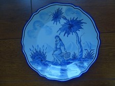 BELLE ASSIETTE EN FAIENCE DE