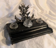 Encrier ancien triple, décor