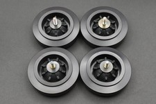 Pieds isolants pour platine