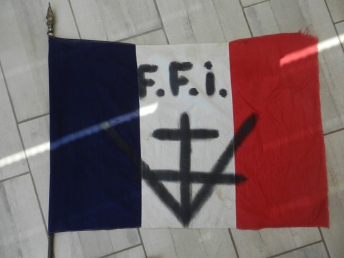 Drapeau tricolore marqué ffi - marqué,
