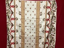 NAPPE DE TABLE DE NOEL RECTANGULAIRE  ( NPT02/30/11-23B )