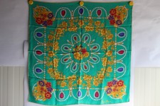 NINA RICCI Foulard en soie