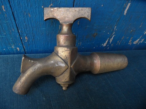 Ancien robinet bronze de - ancien,