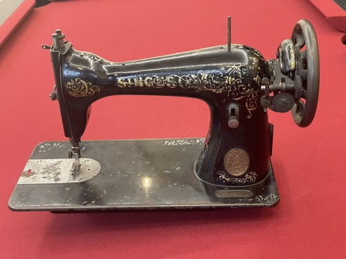 Machine coudre singer - À,