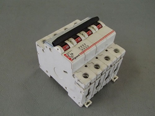 065 legrand 63 - 3,