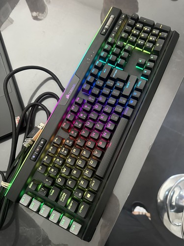 Corsair k95 rgb - corsair,