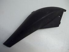 cache sous selle carénage arrière droit de Peugeot 50 ludix an 2017