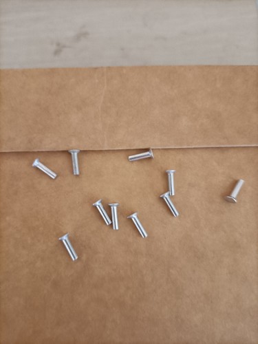 Rivet alu monogramme sigle - alu,