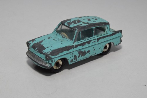 B69 dinky toys - 155, ford