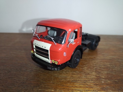 Camion semi remorque - 1/43,