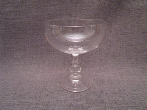 Coupe champagne ancienne - coupe,