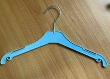 Cintres plastique gris 35cm - cintres,