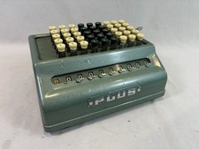 MACHINE A CALCULER PLUS PARIS  VINTAGE