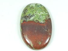 Cabochon de forme ovale en