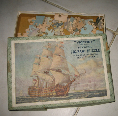 Ancien puzzle perplexité - de,